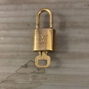 Louis Vuitton Luxurious Gold Lock and Key #314